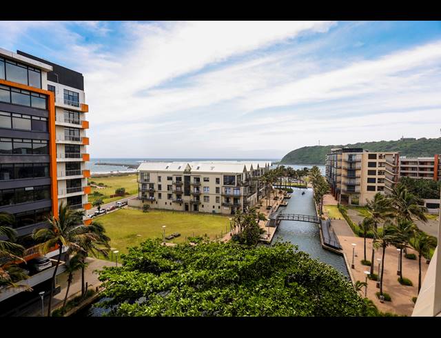 2 BEDROOM APARTMENT FOR SALE IN POINT WATERFRONT